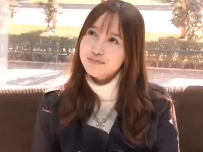 セレブ素人妻をナンパ→乳首弄ったら発情したのでパイ射ハメｗ